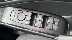 Nissan Qashqai 1.3 DiG-T MH 158 N-Connecta 5dr Xtronic Petrol Hatchback